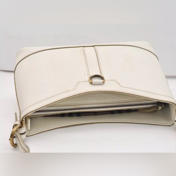 BURBERRY White Leather Shoulder Bag - Picture 8 of 14